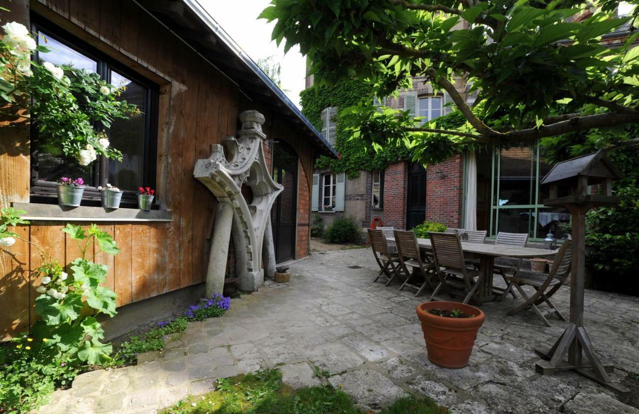 La Rosace Bed & Breakfast Chartres Dış mekan fotoğraf