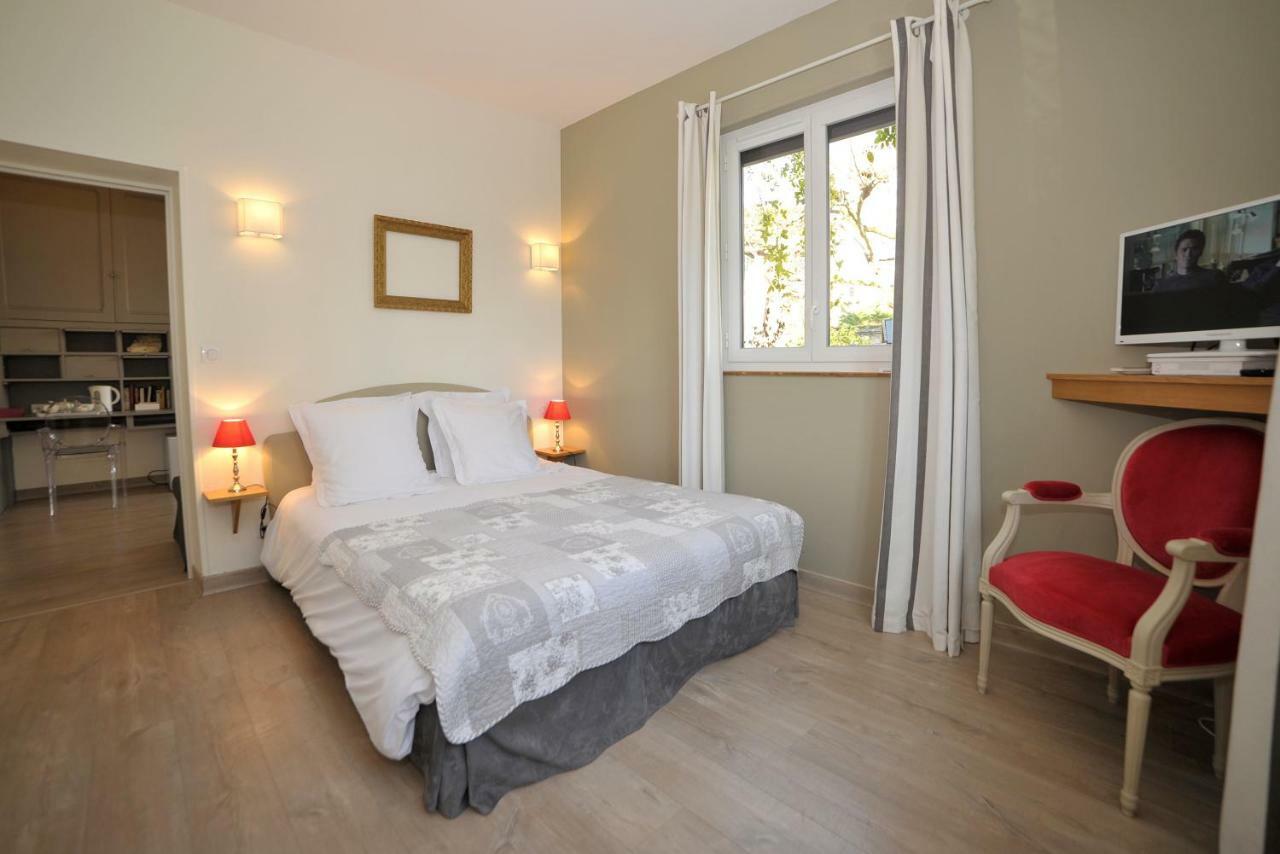 La Rosace Bed & Breakfast Chartres Dış mekan fotoğraf